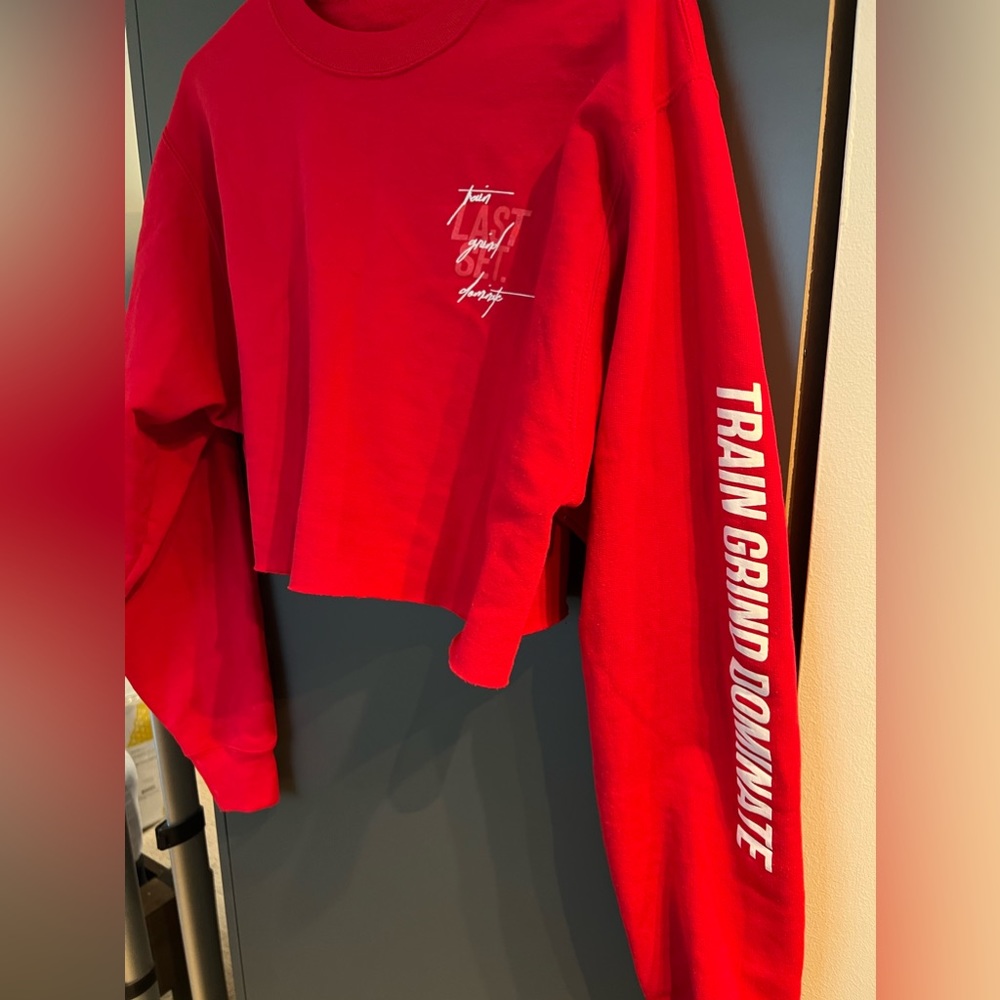 Train, Grind, Dominate - Cropped Crewneck Sweatshirt - Size L